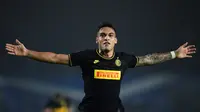 7. Lautaro Martinez (Inter Mila) - Penyerang asal Argentina ini memiliki nilai pasar seharga 80 juta euro. (AFP/Miguel Medina)