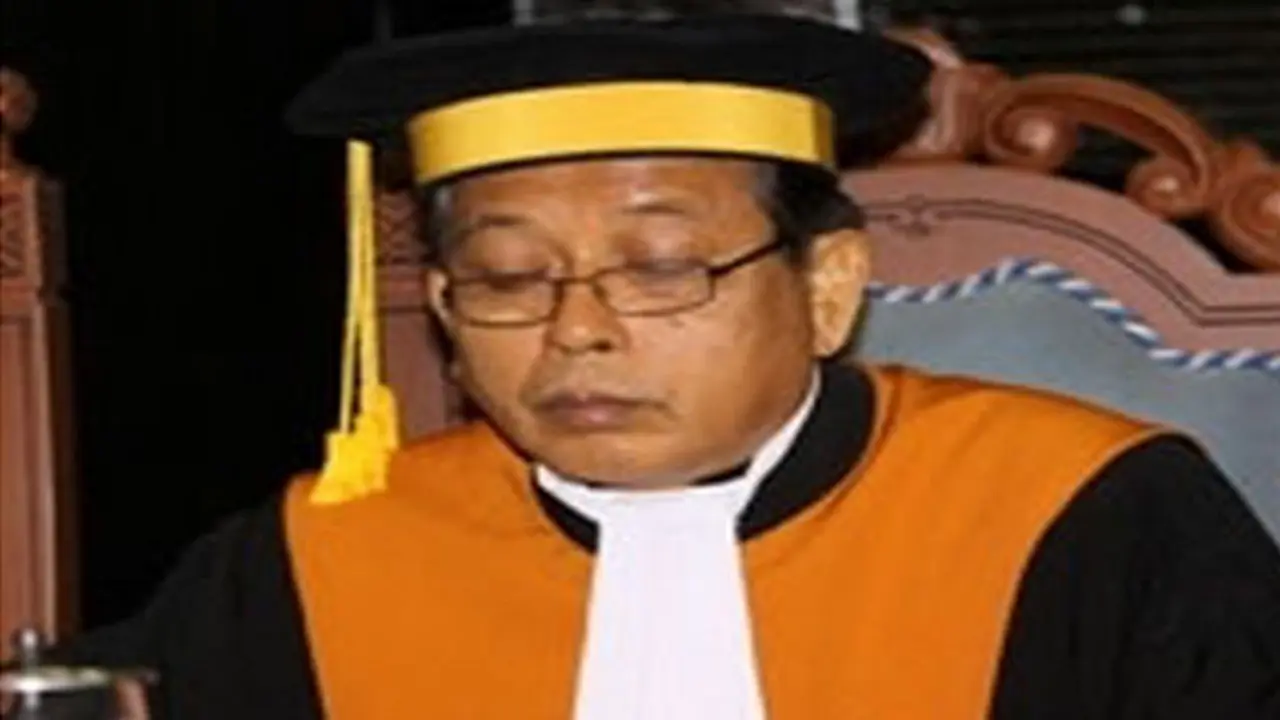 hakim-agung-meninggal-130924b.jpg