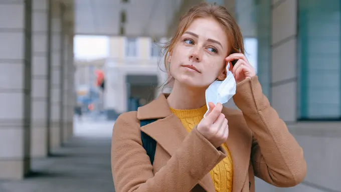 5 Cara Efektif Mencegah Maskne, Jerawat akibat Pemakaian Masker