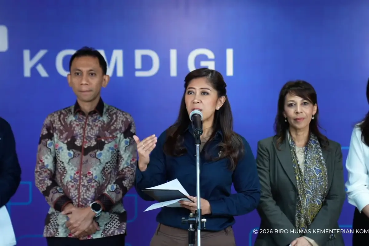 Menteri Komdigi Meutya Hafid dalam konferensi pers di Jakarta, Rabu (22/4) (Istimewa)