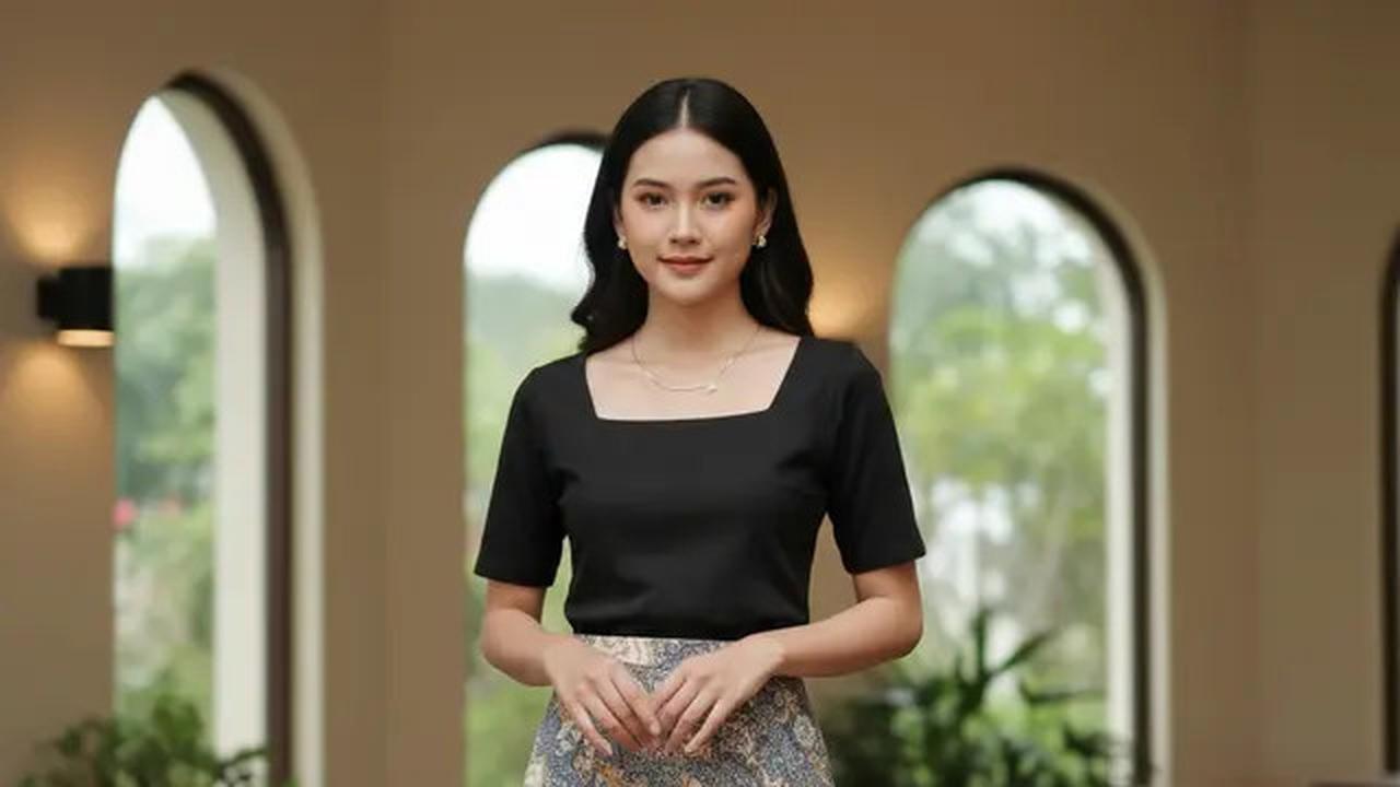 Rok Batik Midi Cocok dengan Baju Apa? Ini 9 Pilihan yang Bikin Penampilan Makin Stylish