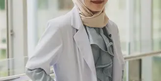 Pramaisshela Arinda atau yang lebih dikenal dengan nama Maissy, adalah penyanyi cilik populer di era 90-an. [Foto: Instagram/ pramaisshelarinda.md]