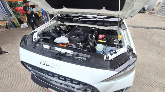 Kencan Singkat dengan Isuzu MU-X Baru, Seberapa Tangguh SUV 4x4 Diesel Ini? (Arief A/Liputan6.com)