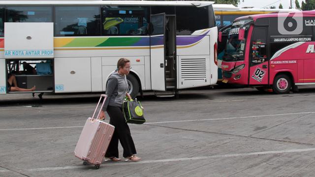 Jelang Nataru, Terminal Kelideres Alami Lonjakan Pemudik