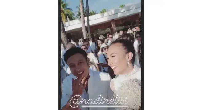 Dimas Anggara dan Nadine Chandrawinata