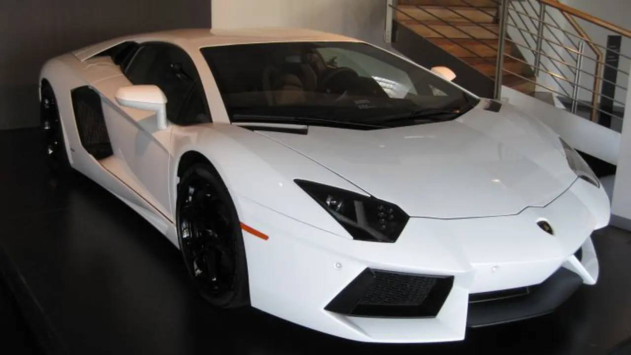 Kisah Mayweather: Beli Lamborghini Saat Keluar Dari Penjara