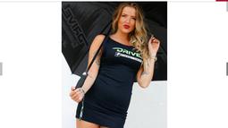 Inilah Paddock Girl MotoGP di Valencia, Minggu (8/11/2015). (Photo/motogp.com)