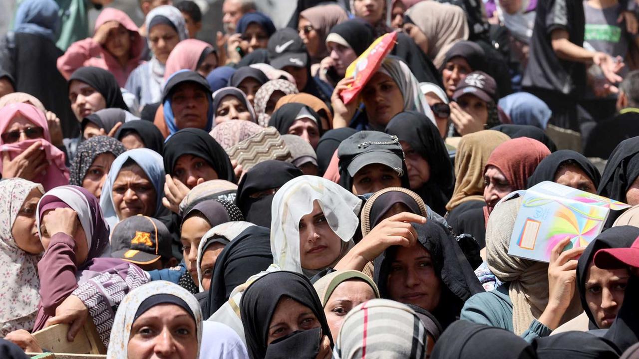 Desingan Pelurunya Sampai Terlihat Mata, ini Video Tentara Israel Menembaki Kerumunan Warga Gaza saat Menunggu Bantuan