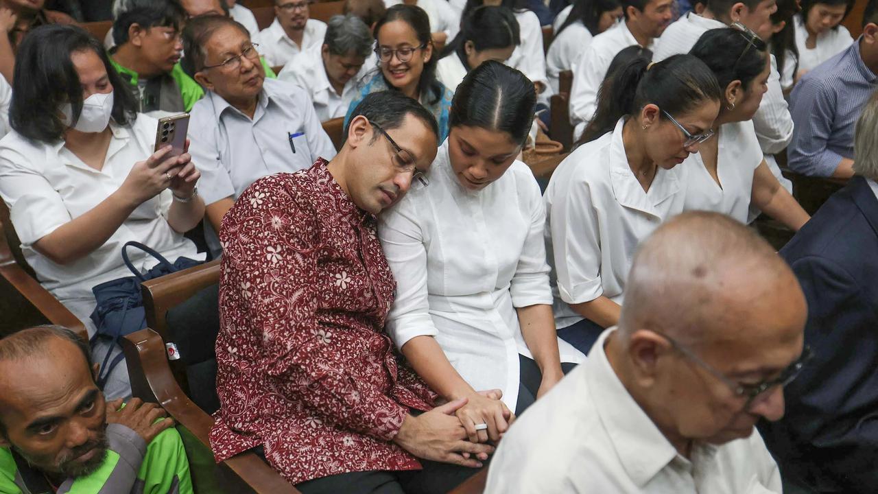 FOTO: Nadiem Makarim Dituntut 18 Tahun Penjara dalam Kasus Chromebook