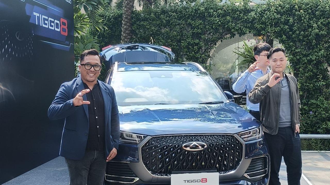 Dilakukan perubahan pada desain grille dan mesin