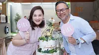 6 Momen Persalinan Anak Keempat Mona Ratuliu, Penuh Haru Bareng Suami