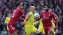 Liverpool mencatatkan 63 persen penguasaan bola, melepaskan 17 tembakan yang empat di antaranya mengarah ke gawang. Mereka pun berhasil unggul lebih dulu berkat eksekusi tendangan bebas Dominik Szoboszlai pada menit ke-18. (Peter Byrne/PA via AP)