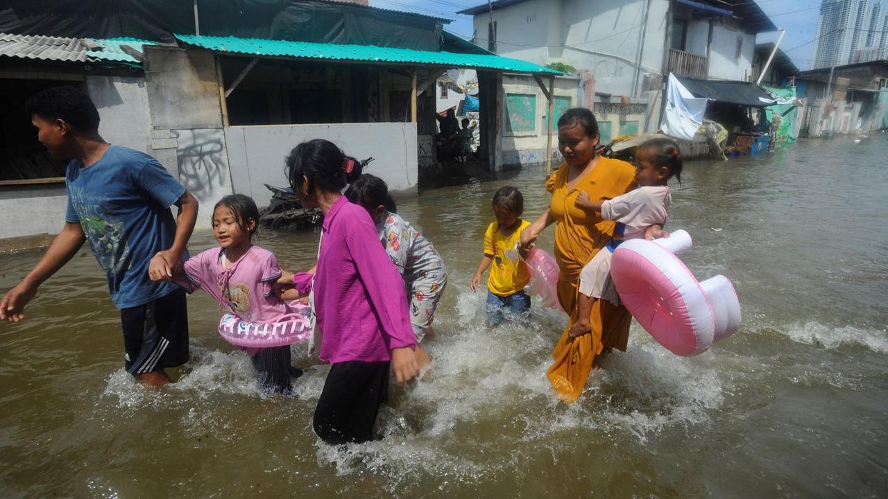 Banjir rob Muara Angke