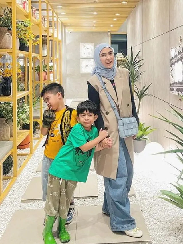 April Jasmine, istri Ustaz Solmed (Instagram/apriljasmine85)