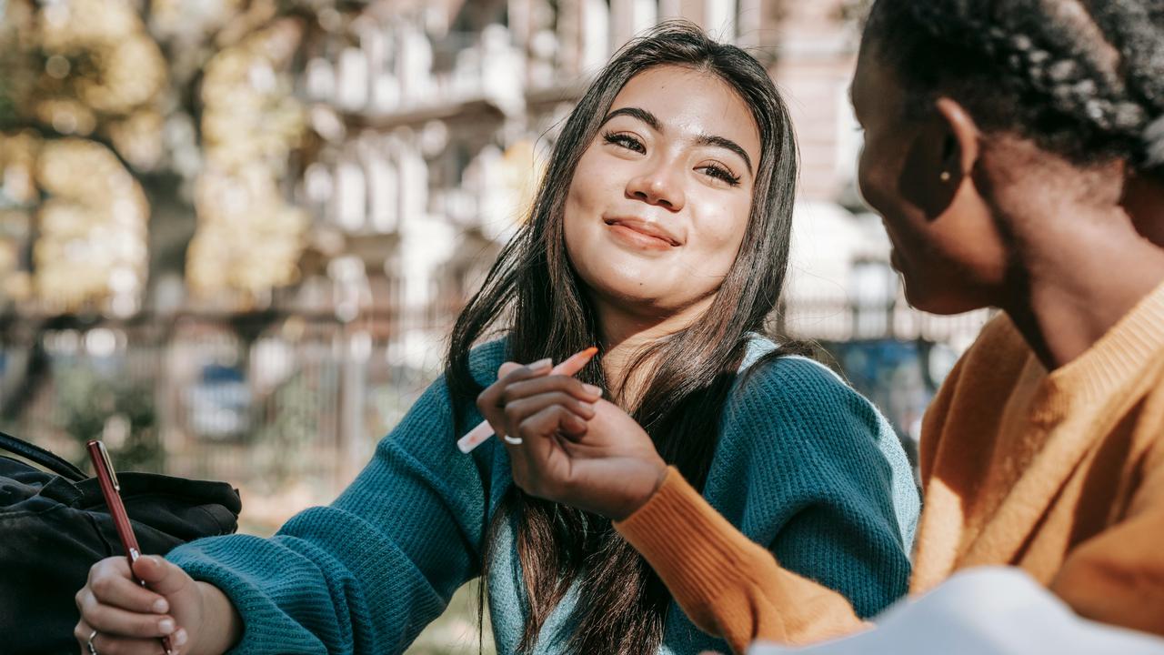 Afghanistan Jadi Negara yang Larang Anak Perempuan Kuliah