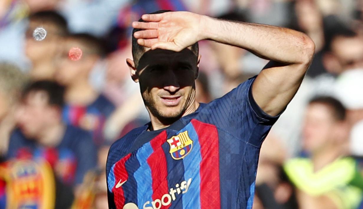 Barcelona gagal meraih poin penuh dalam lanjutan Liga Spanyol 2022/2023. Barcelona ditahan imbang 1-1 oleh Espanyol pada pekan ke-15 di Spotify Camp Nou, Sabtu (31/12/2022). (AP Photo/Joan Monfort)