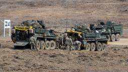 Korea Selatan dan Jepang sepakat juga sepakat untuk melakukan latihan militer di seluruh wilayah tersebut. (AP Photo/Ahn Young-joon)