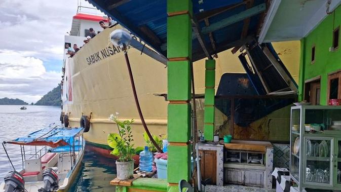 Kapal Pelni Tabrak Permukiman Warga di Banda Neira, Begini Kronologinya