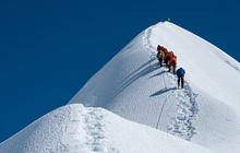 Ilmuwan Temukan Dua Gunung Tersembunyi yang Tingginya 100 Kali Lipat dari Everest, Tapi Tidak Bisa Didaki