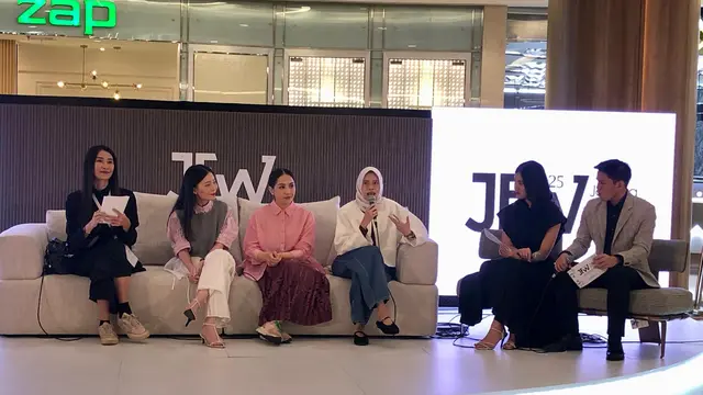 Press Conference Jakarta Fashion Week 2024 Kolabarasi Nagita Slavina bersama CALLIE dan IKYK