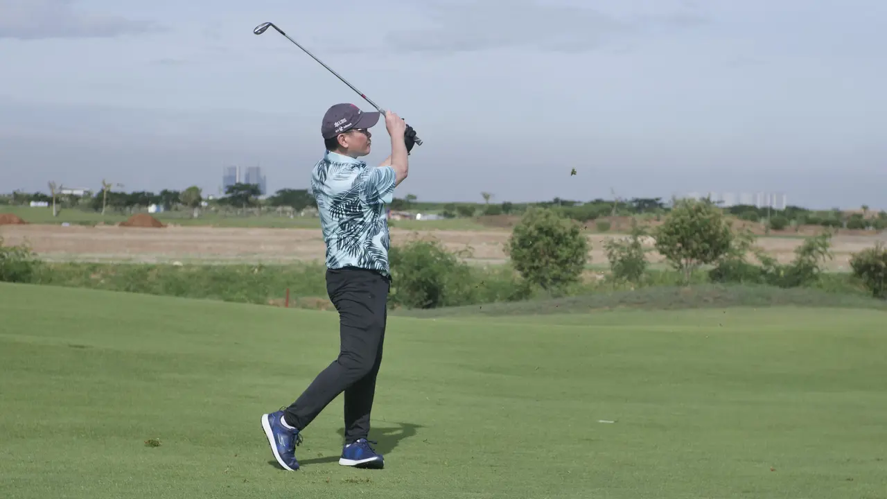 SimInvest sebagai platform investasi saham online inovasi dari Sinarmas Sekuritas bekerjasama dengan Persatuan Golf Pasar Modal (PGPM) menggelar Turnamen Golf di Sedayu Indo Golf, Pantai Indah Kapuk, Jakarta pada Sabtu (10/12/2022). (Dok Sinarmas)