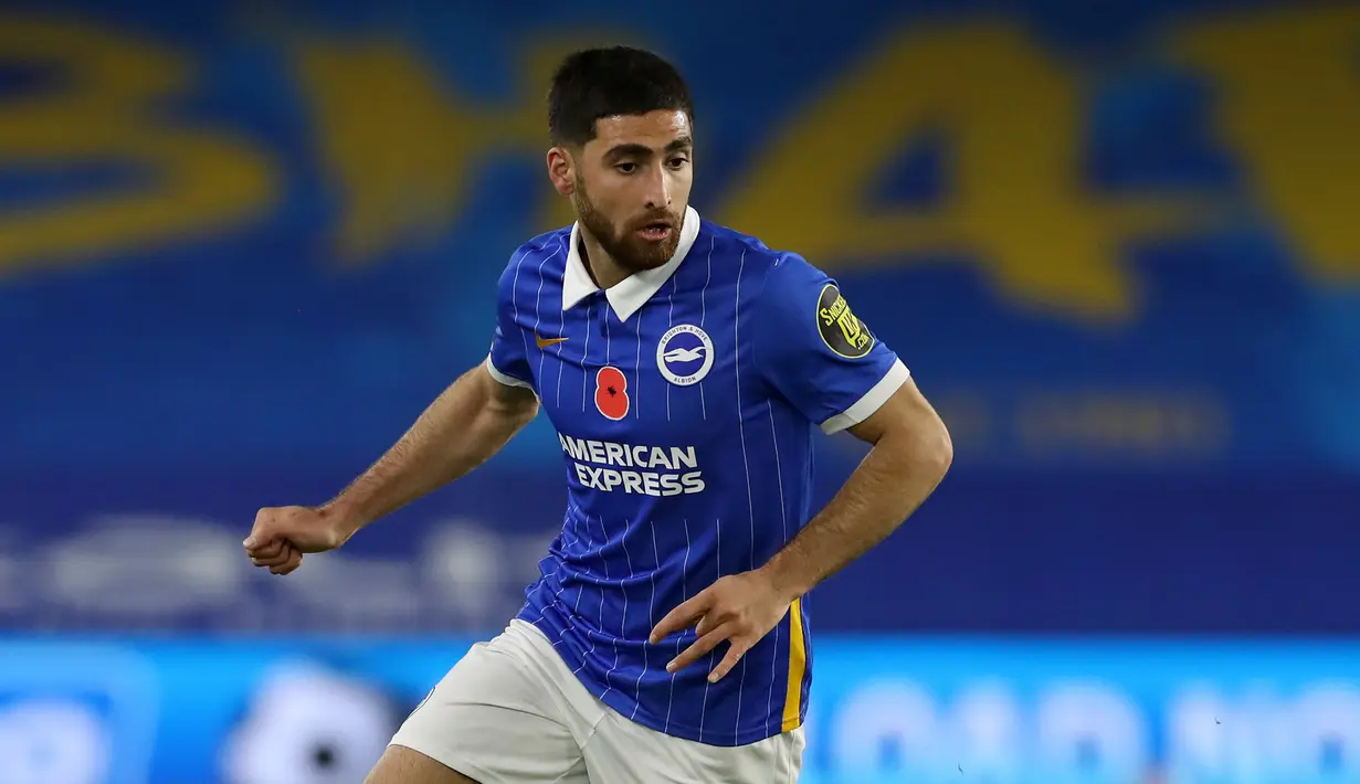 2. Jahanbakhsh - Penyerang Brighton & Hove Albion memiliki nama lengkap Alireza Jahanbakhsh ini cukup sulit diucapkan oleh komentator Liga Inggris. Jahanbakhsh merupakan pesepak bola asal Iran yang bergabung dengan Brigthon pada bursa transfer 2018. (AFP/Gareth Fuller/pool)