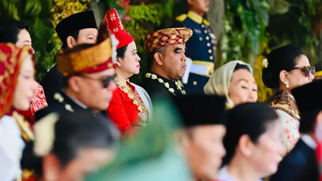 Ketua DPR RI Puan Maharani menghadiri upacara peringatan Detik-detik Proklamasi Kemerdekaan RI di halaman Istana Merdeka Jakarta, Minggu (17/8/2025).