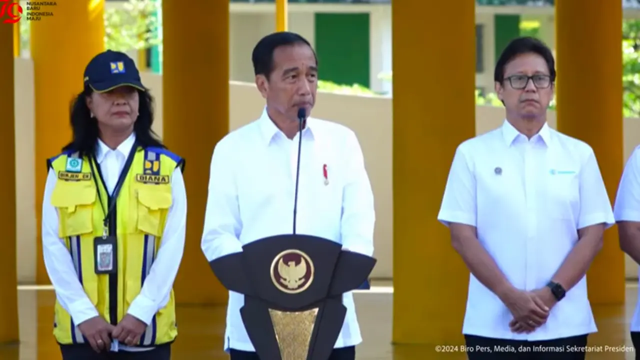 Presiden Joko Widodo atau Jokowi meresmikan pembangunan rehabilitasi dan renovasi sarana prasarana pendidikan di Kalimantan Tengah (Kalteng), Kamis (27/6/2024).