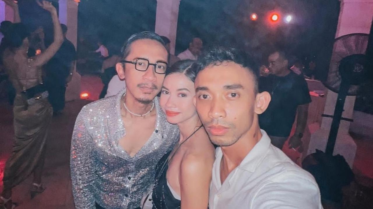 Bak Gadis SMA