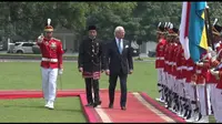 Sambut Raja Swedia, Jokowi Pakai Baju Adat Betawi