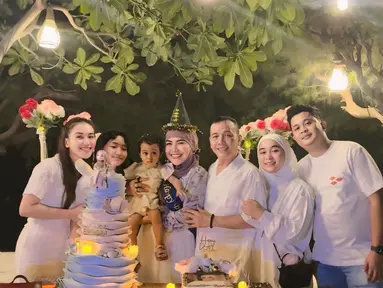 Ayu Ting Ting (Foto: Instagram/ ayutingting92)