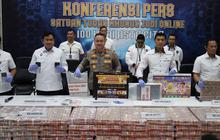 FOTO: Penampakan Tumpukan Uang Rp61 Miliar Diamankan Polisi dari Kasus Judol, 11 Orang Jadi Tersangka