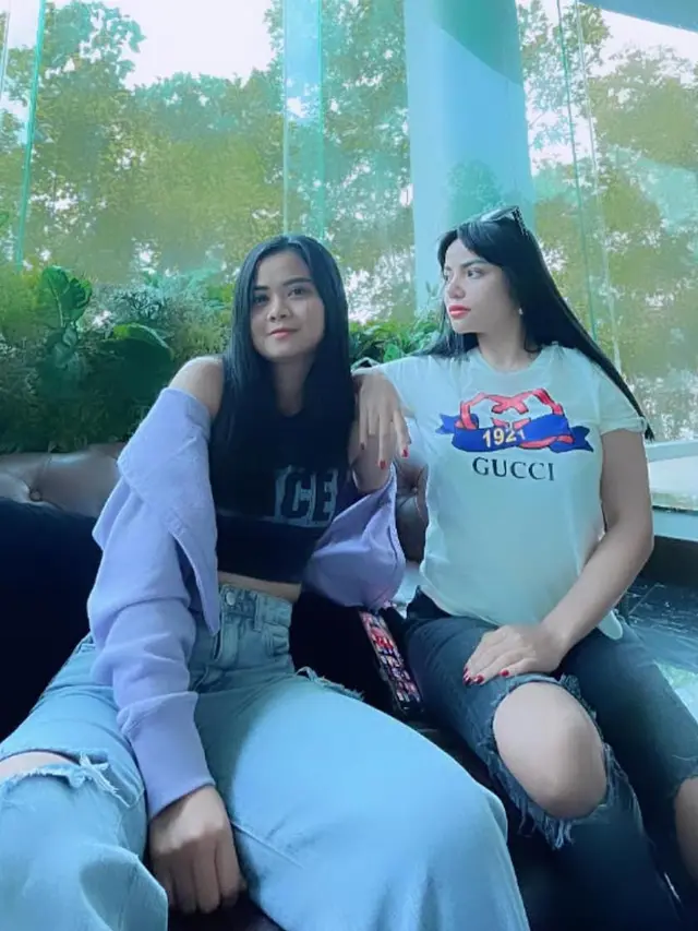 Potret Kekompakan Dinar Candy dan Kirei Adik Cantiknya di Berbagai Momen, Visual Semua (instagram/kirei__candy).