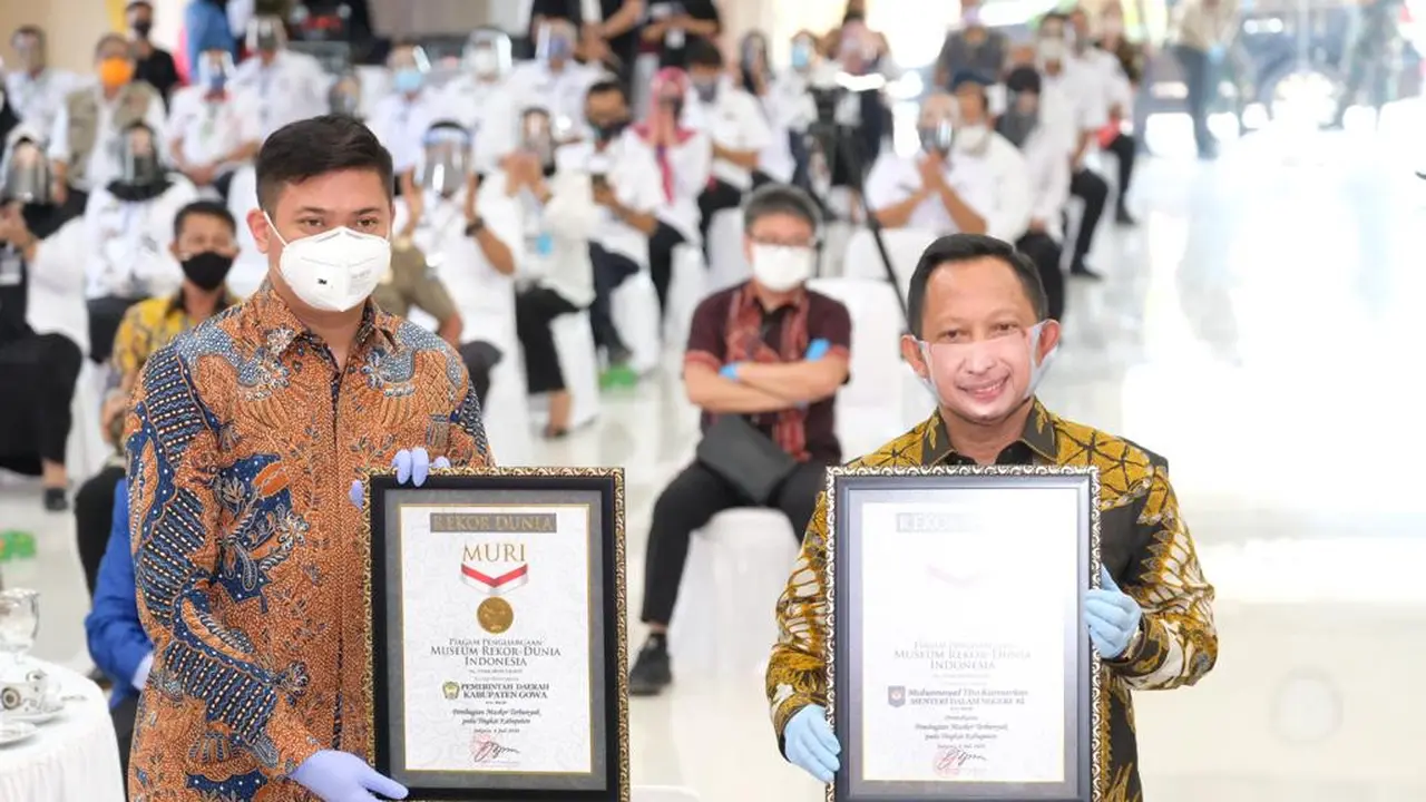 Luncurkan Gerakan Sejuta Masker, Pemkab Gowa Raih Rekor MURI