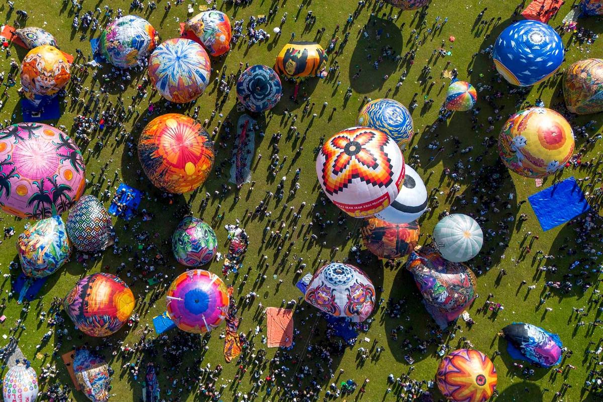 FOTO: Balon Udara Hiasi Langit Wonosobo Sambut Idul Fitri  1447 H