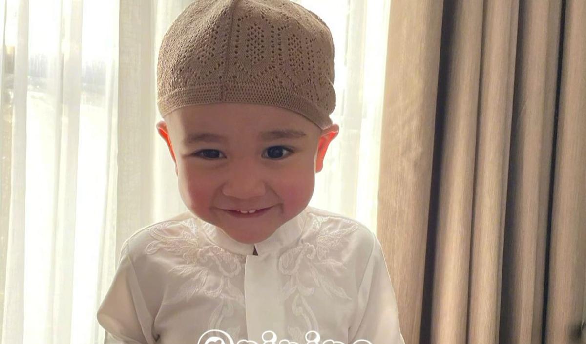 Tak sedikit pula yang mendoakan Rayyanza jadi anak saleh.<br>