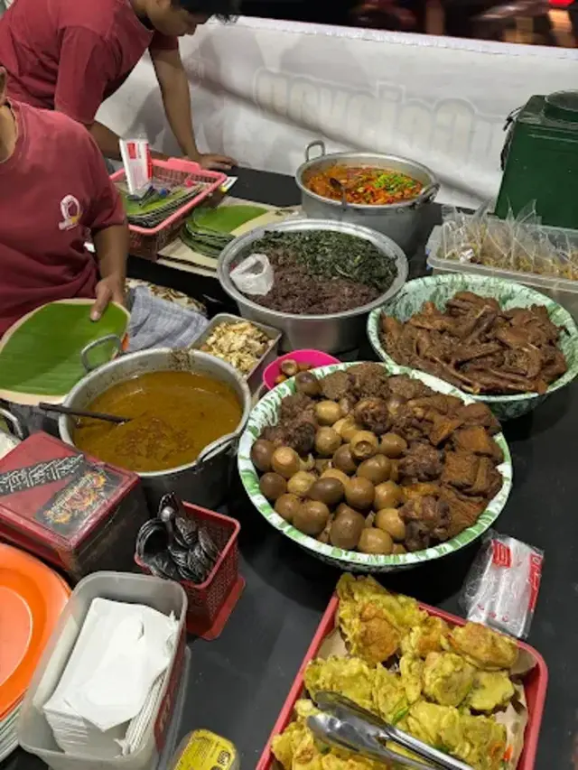 Gudeg Gejayan (Mbak Sasha)