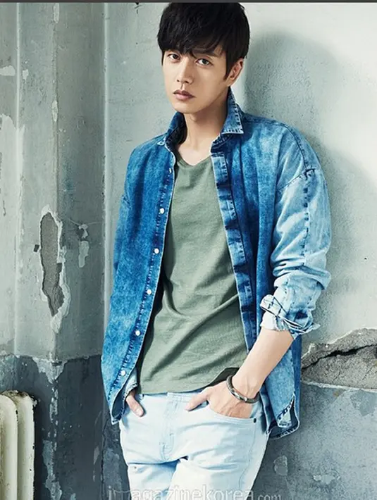 Park Hae Jin akan memerankan tokoh Chaebok. Ia terkenal sebagai seorang bos yang tampan dan memiliki sifat yang romantis. (Instagram/Parkhaejin)