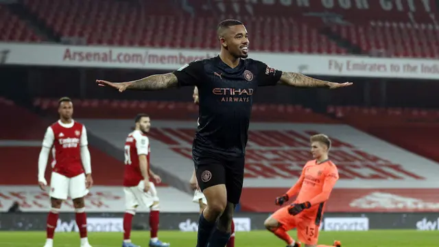 Foto Piala Liga Inggris: City ke Semifinal Usai Hancurkan Arsenal 4-1 di Emirates