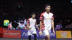 Ganda putra Indonesia, Leo Rolly Carnando/Bagas Maulana saat melawan wakil India, Satwiksairaj Rankireddy/Chirag Shetty pada pertandingan Indonesia Open 2025 di Istora Senayan Jakarta, Selasa (3/6/2025). Wakil Indonesia itu takluk dengan skor 21-18, 18-21, 14-21. (Bola.com/M Iqbal Ichsan)