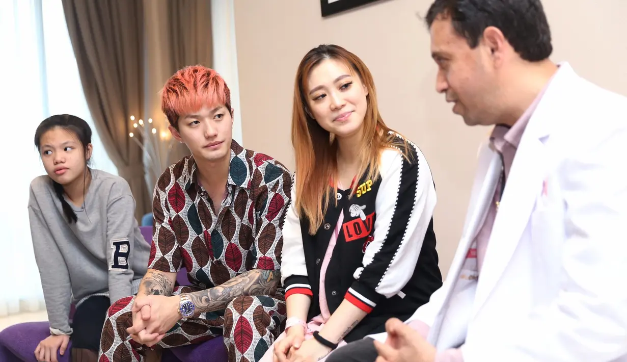 Lee Jeong Hoon dan Monique Octaviani alias Moa