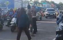 Pengendara Motor Tak Pakai Helm Ngamuk Serang Polisi di Sulsel, Polres Maros Ungkap Duduk Perkaranya