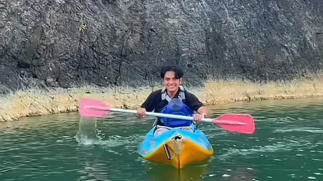 Wisata Naik Kano di Lembah Oyo Kedung Jati Yogyakarta. (Dok: TikTok https://vt.tiktok.com/ZS2QKHfny/)