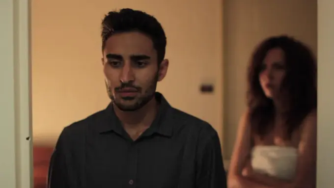 4 Tanda Pacar Tidak Setia