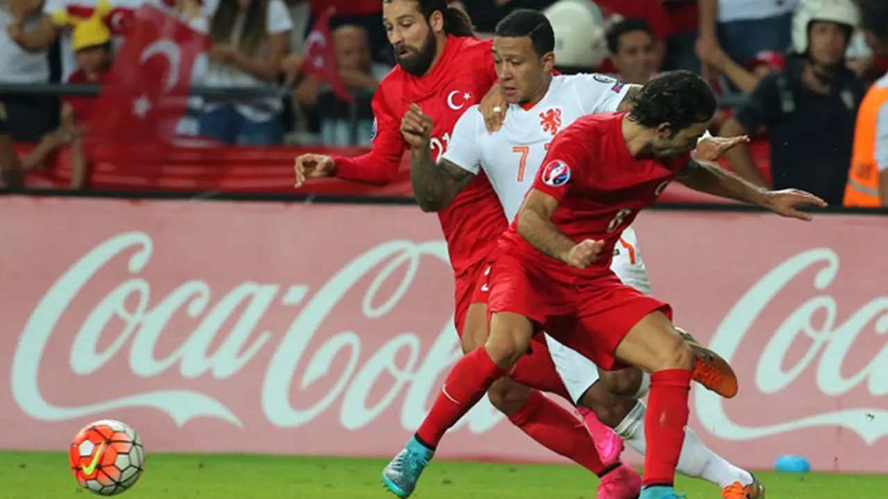 20150907-Kualifikasi-Euro-2016-Konya-TurkI-Belanda