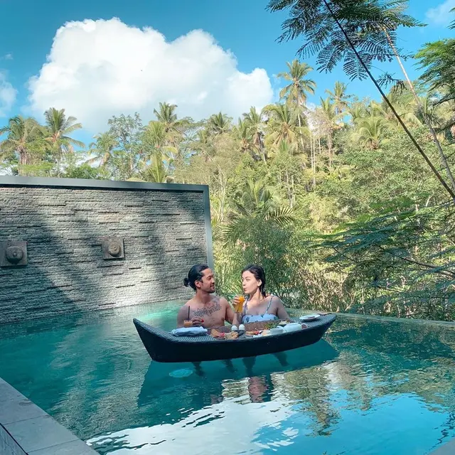 Kimberly Ryder dan Edward Akbar