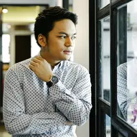 Eksklusif Calvin Jeremy tentang hobi fotografi (Foto: Bambang E Ros, Digital Imaging: Nurman Abdul Hakim/Fimela.com)