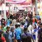 Pengunjung memadati area penyelenggaraan Jakarta Fair 2018 di JIExpo Kemayoran, Jakarta, Rabu (23/5). Jakarta Fair 2018 adalah ajang arena pameran dan hiburan terbesar se-Asia Tenggara. (Liputan6.com/Immanuel Antonius)