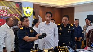 Penyelundupan 23 Kg Emas Terungkap, Purbaya Beberkan Penyebabnya