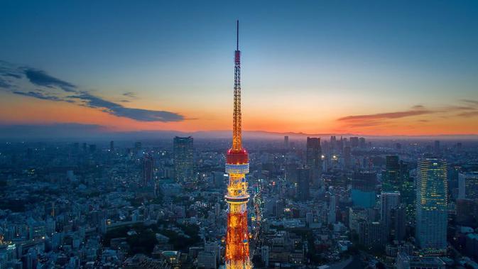 Foto puncak Menara Tokyo diambil di Tokyo, Jepang (Doc: Dani116/ Dronestagram)